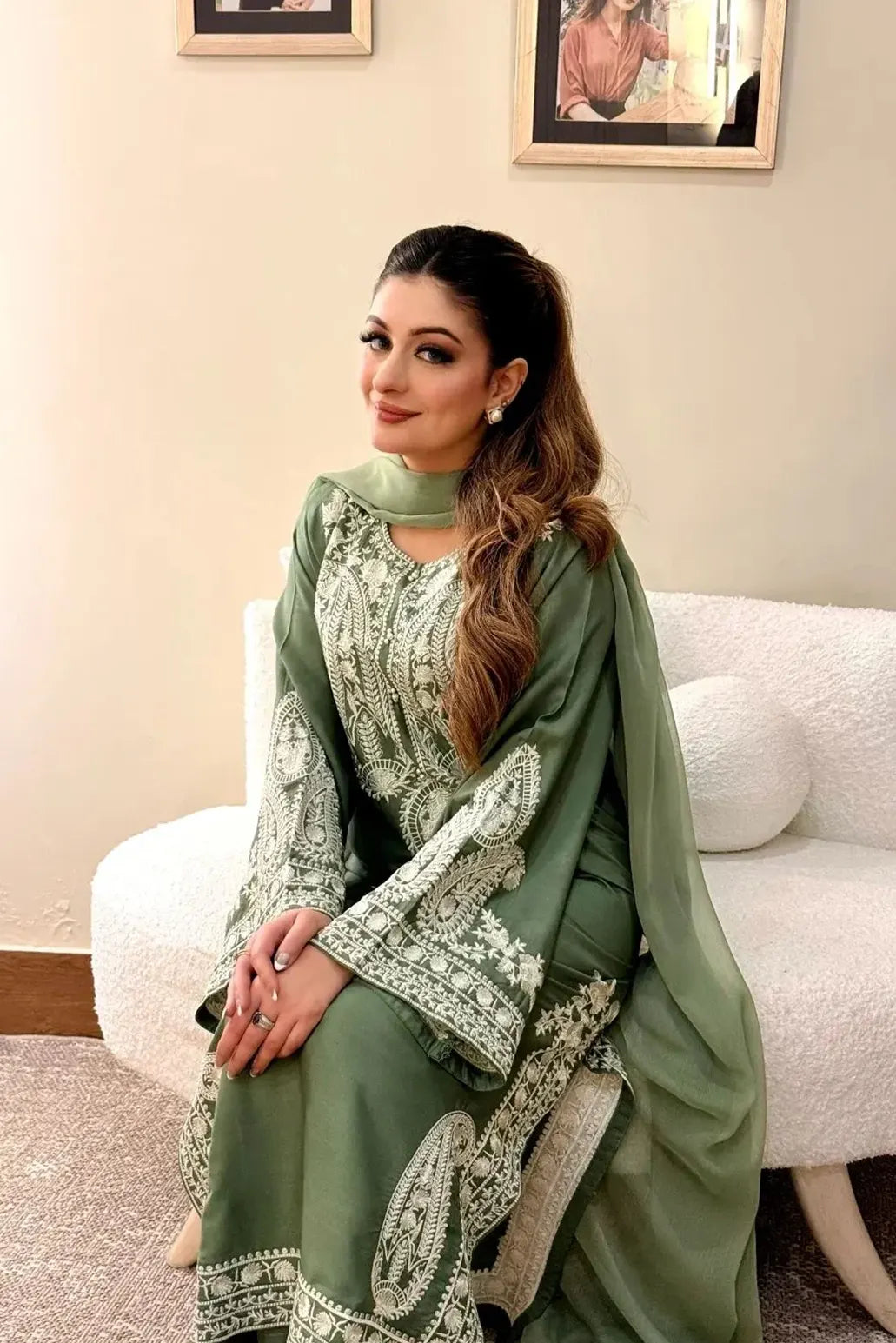 3 PIECE - UNSTITCHED | EMBROIDERED LAWN - GR1118