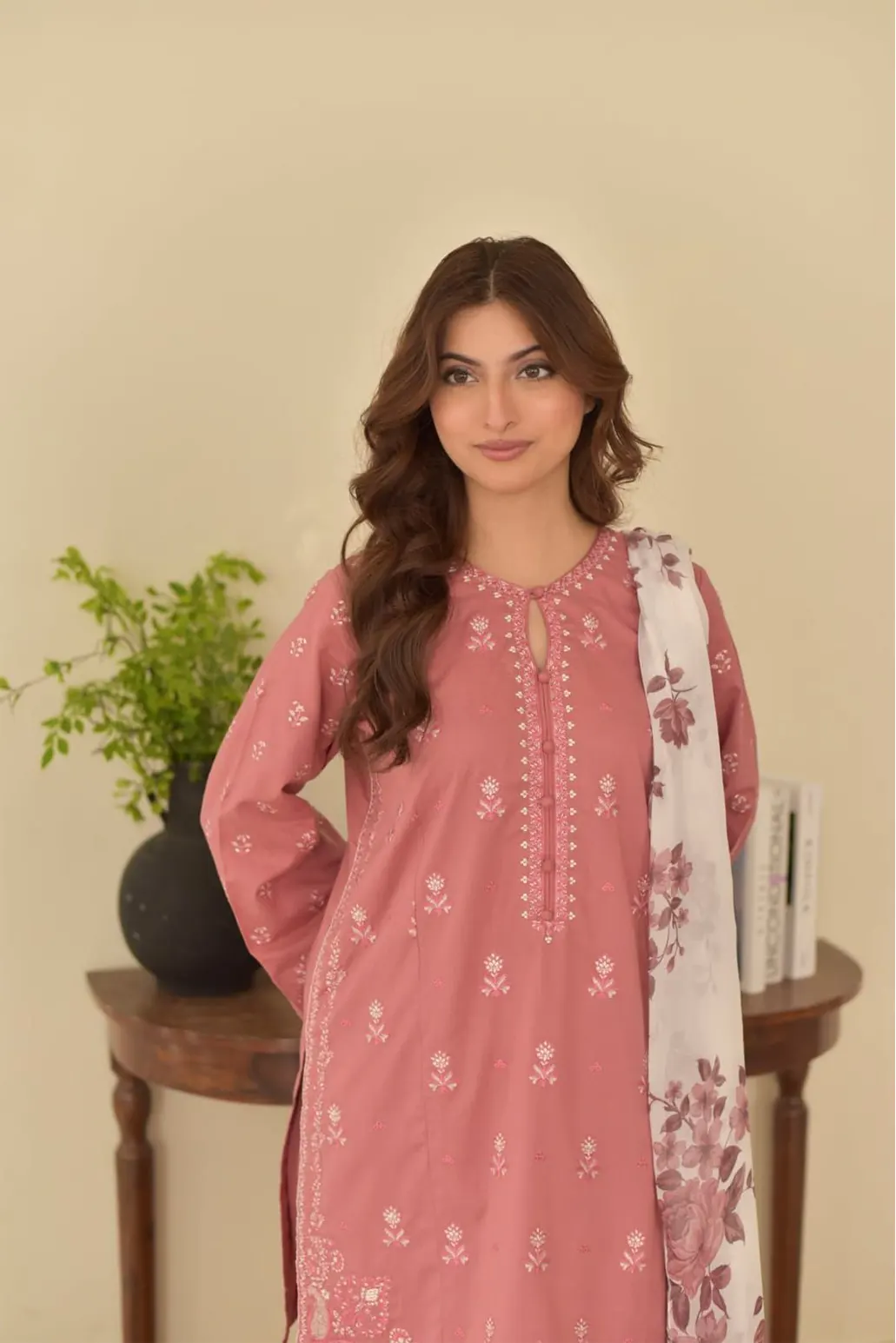 3 PIECE - UNSTITCHED | EMBROIDERED LAWN - GR1187