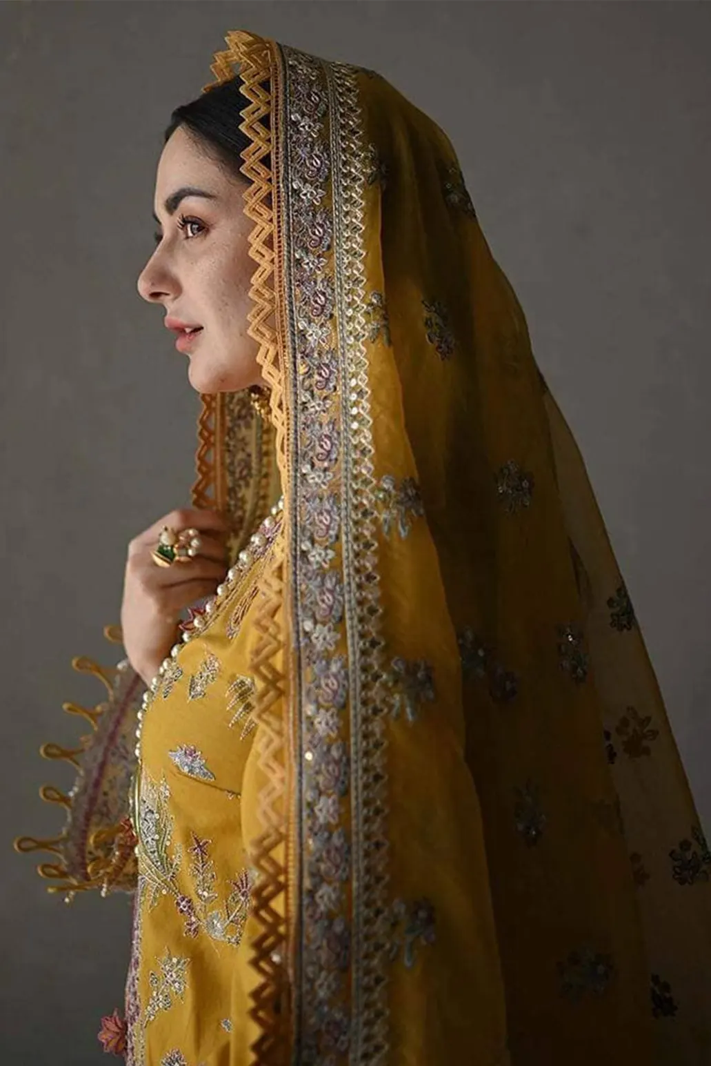 3 PIECE - UNSTITCHED | LUXURY EMBROIDERED LAWN - QL1143