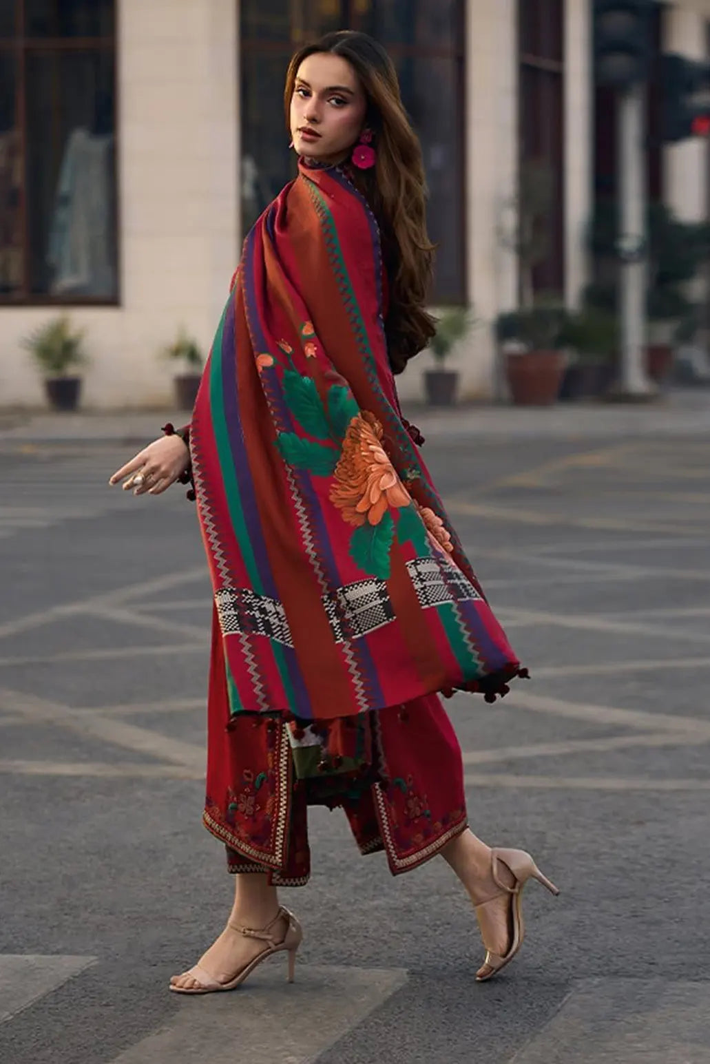 3 PIECE - UNSTITCHED | EMBROIDERED LAWN - GR1242