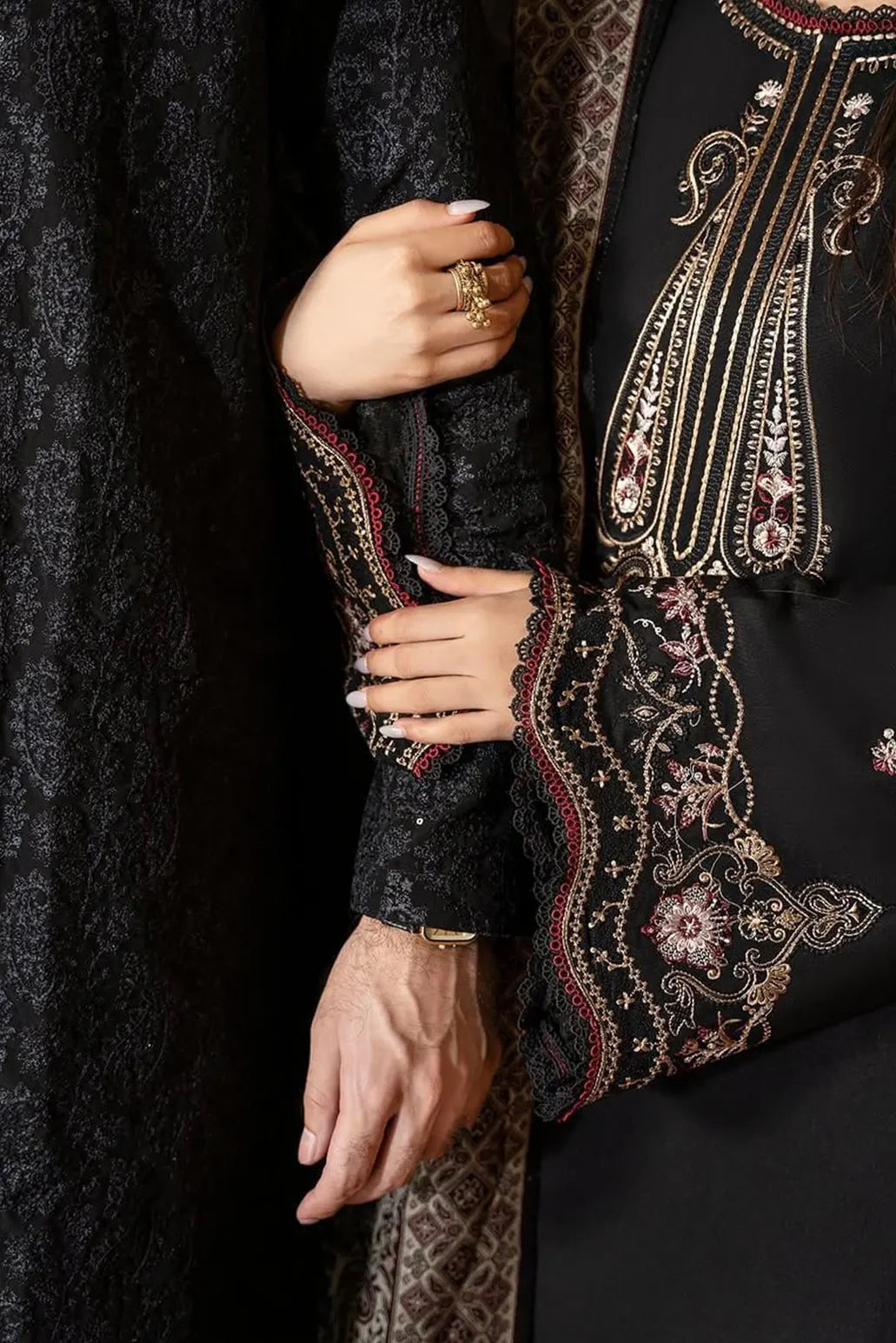 3 PIECE - UNSTITCHED | EMBROIDERED LAWN - GR1241
