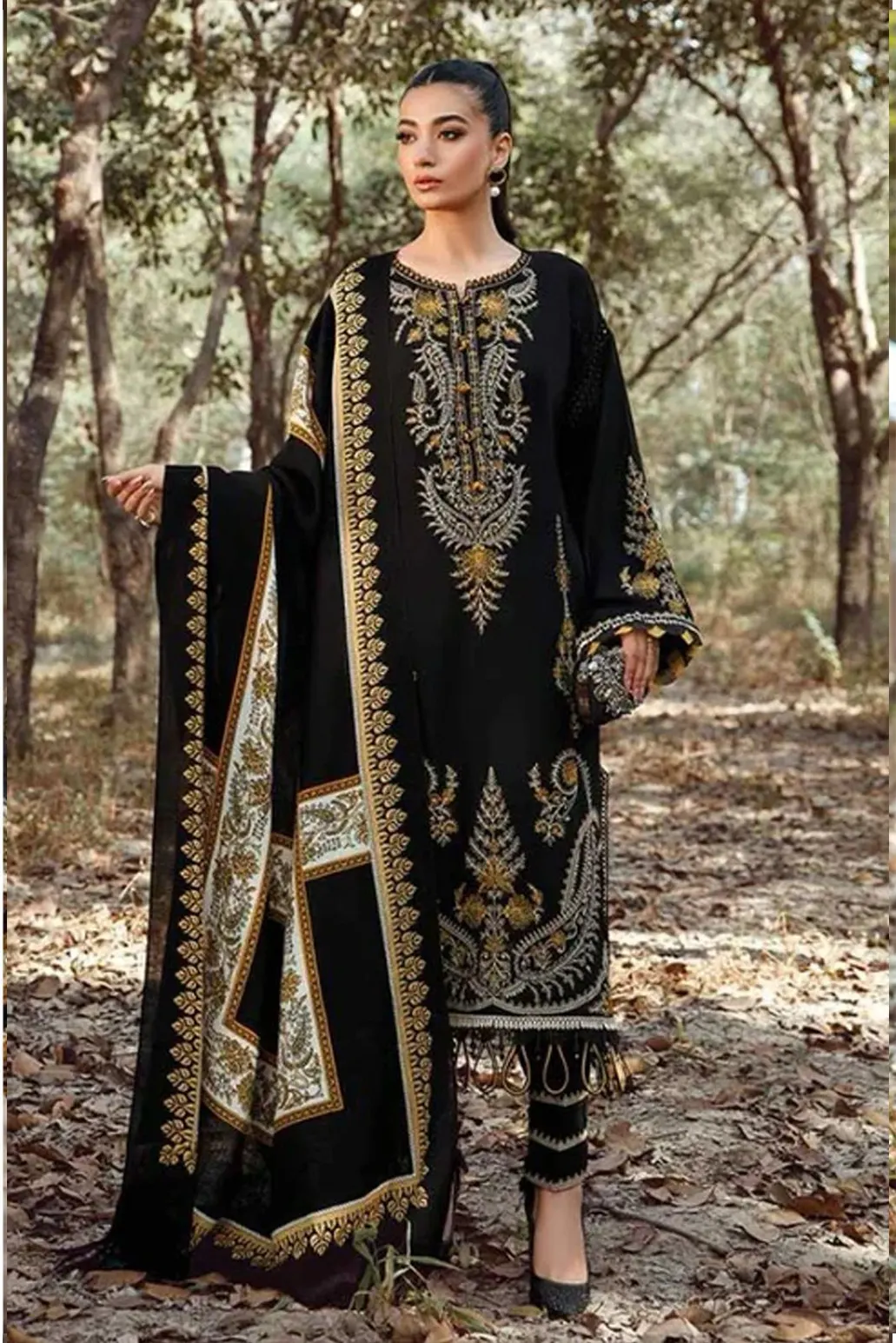 3 PIECE - UNSTITCHED | EMBROIDERED LAWN - MB1178