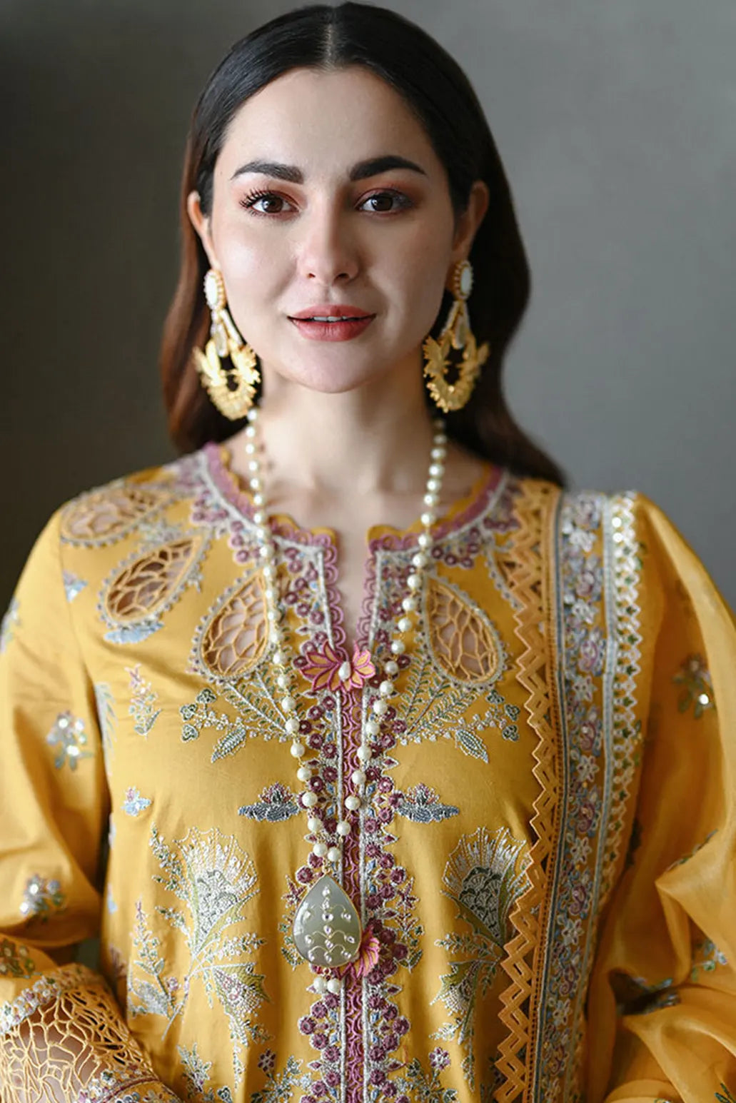 3 PIECE - UNSTITCHED | LUXURY EMBROIDERED LAWN - QL1143