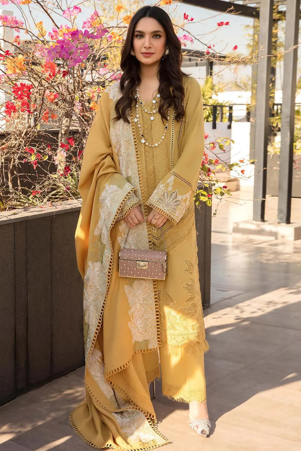 3 PIECE - UNSTITCHED | LUXURY EMBROIDERED LAWN - SS1141