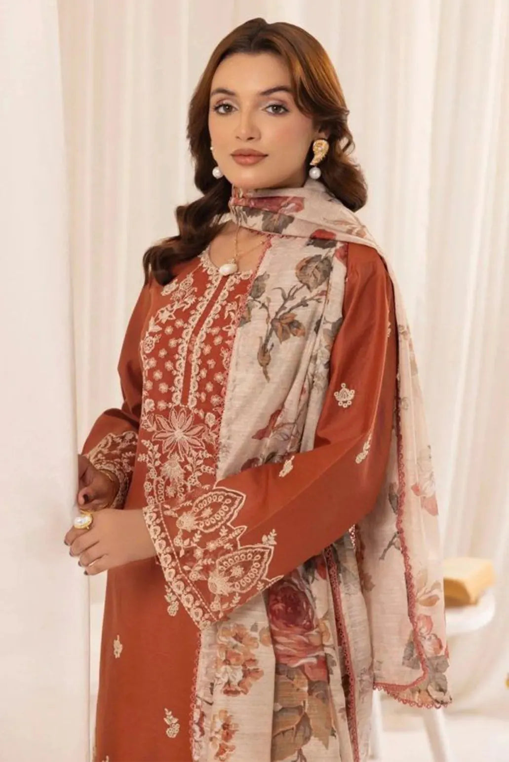 3 PIECE - UNSTITCHED | EMBROIDERED LAWN - GR1247