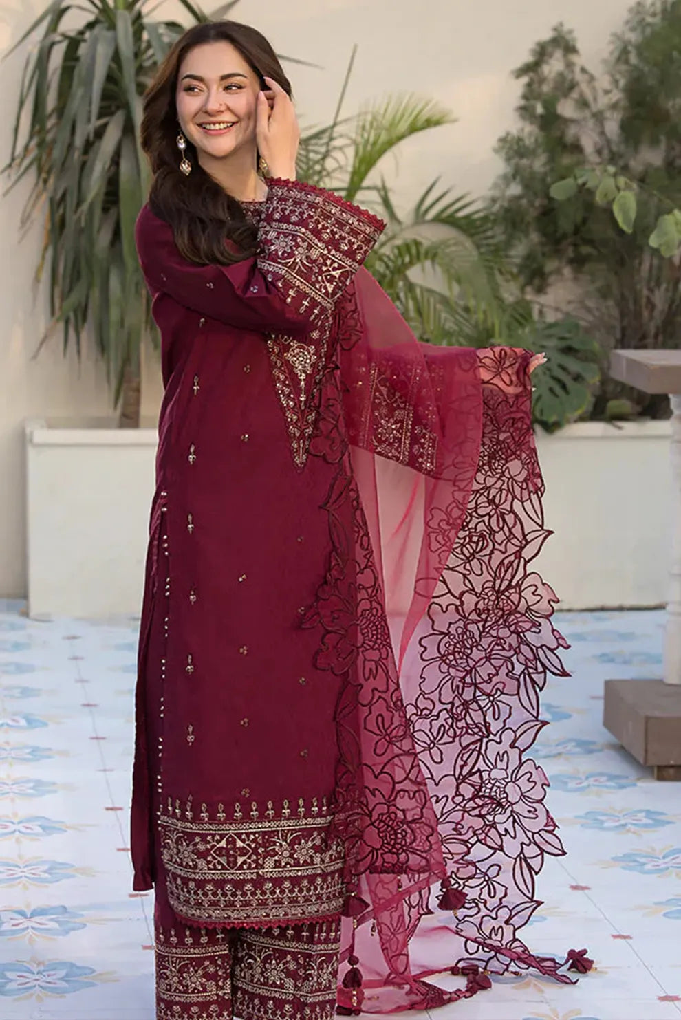3 PIECE - UNSTITCHED | LUXURY EMBROIDERED LAWN - QL1106