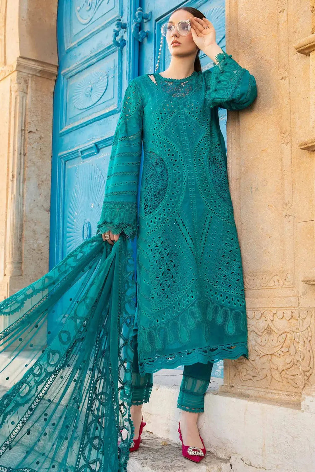 3 PIECE - UNSTITCHED | LUXURY EMBROIDERED LAWN - MB1119