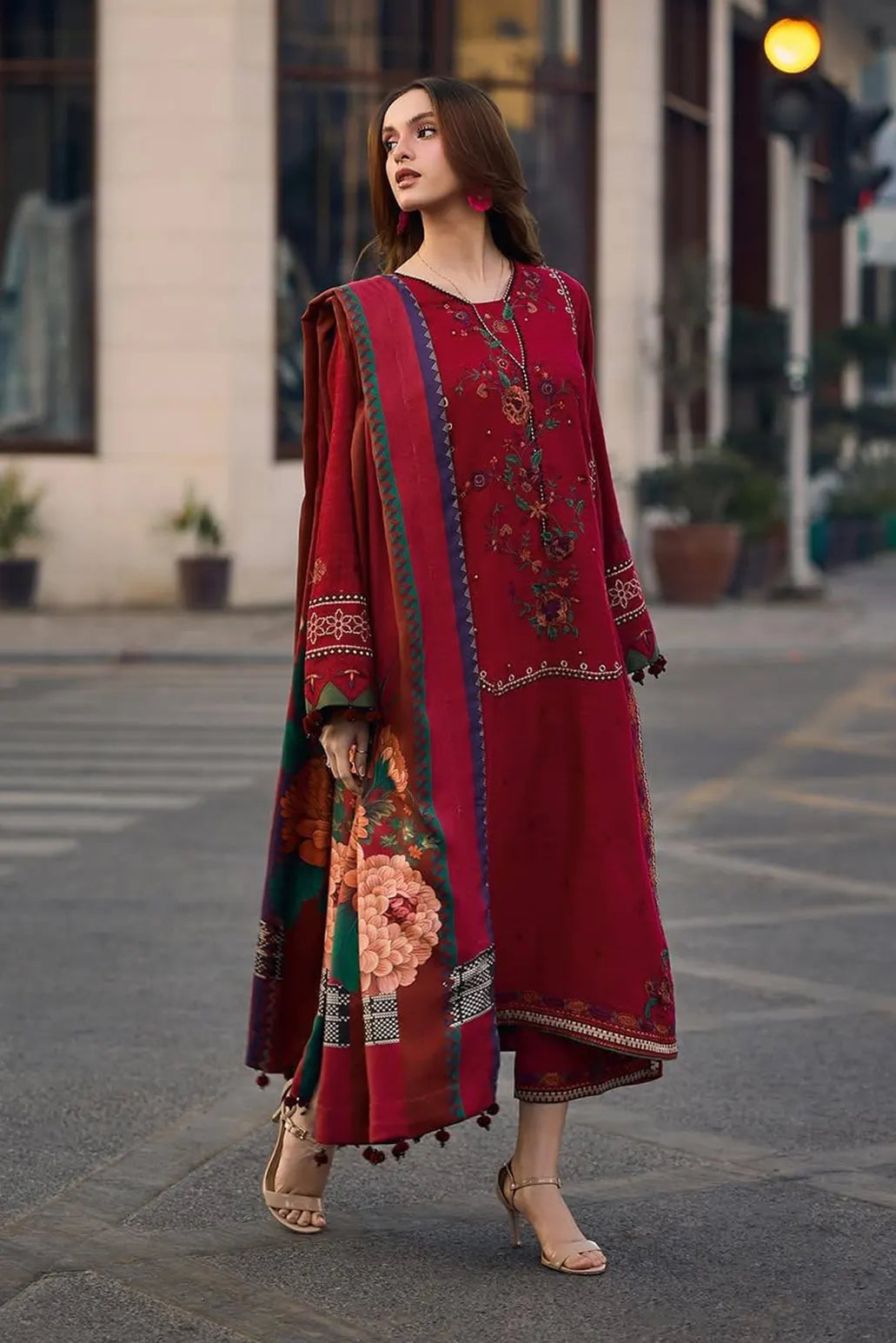 3 PIECE - UNSTITCHED | EMBROIDERED LAWN - GR1242