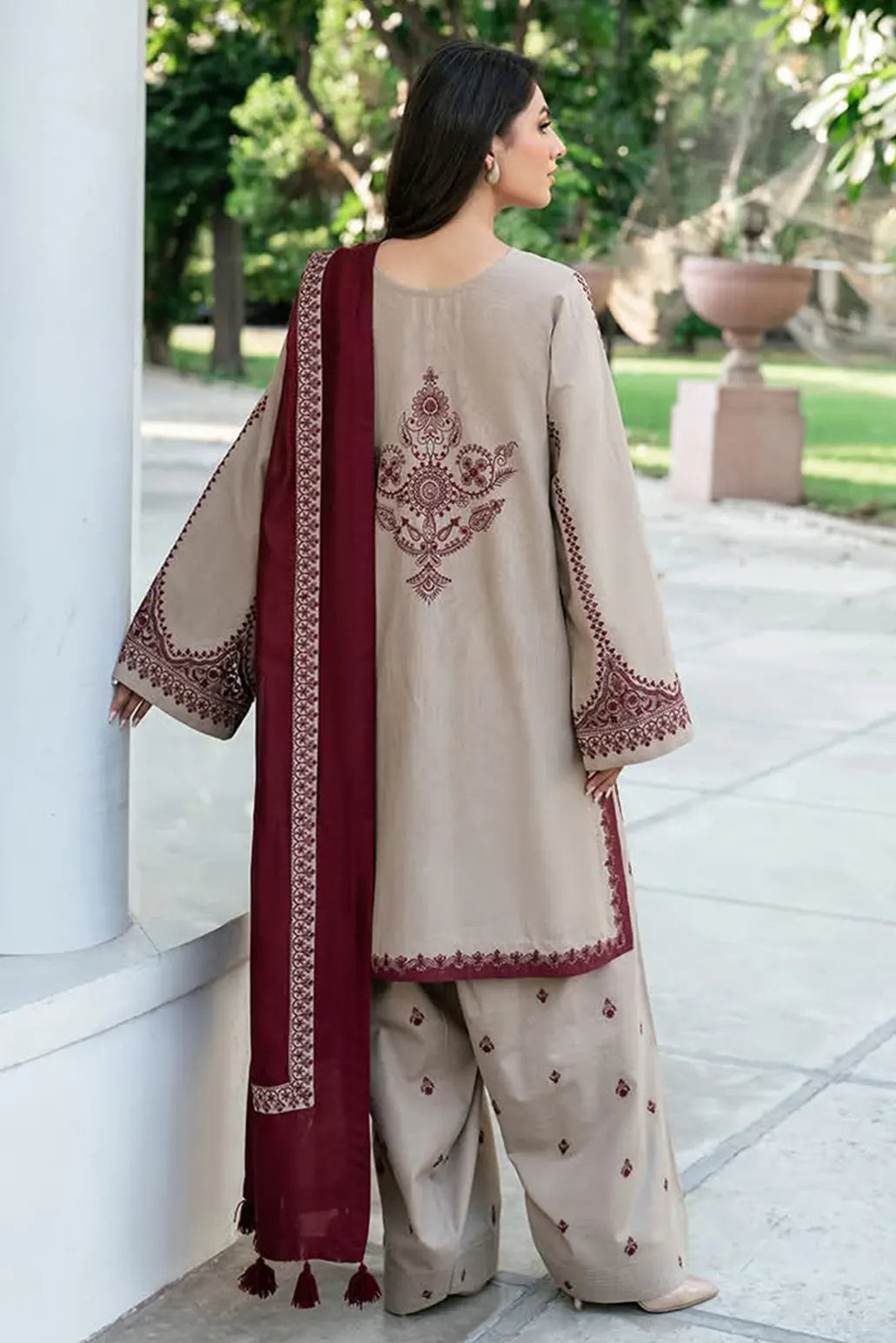 3 PIECE - UNSTITCHED | EMBROIDERED LAWN - BQ1162