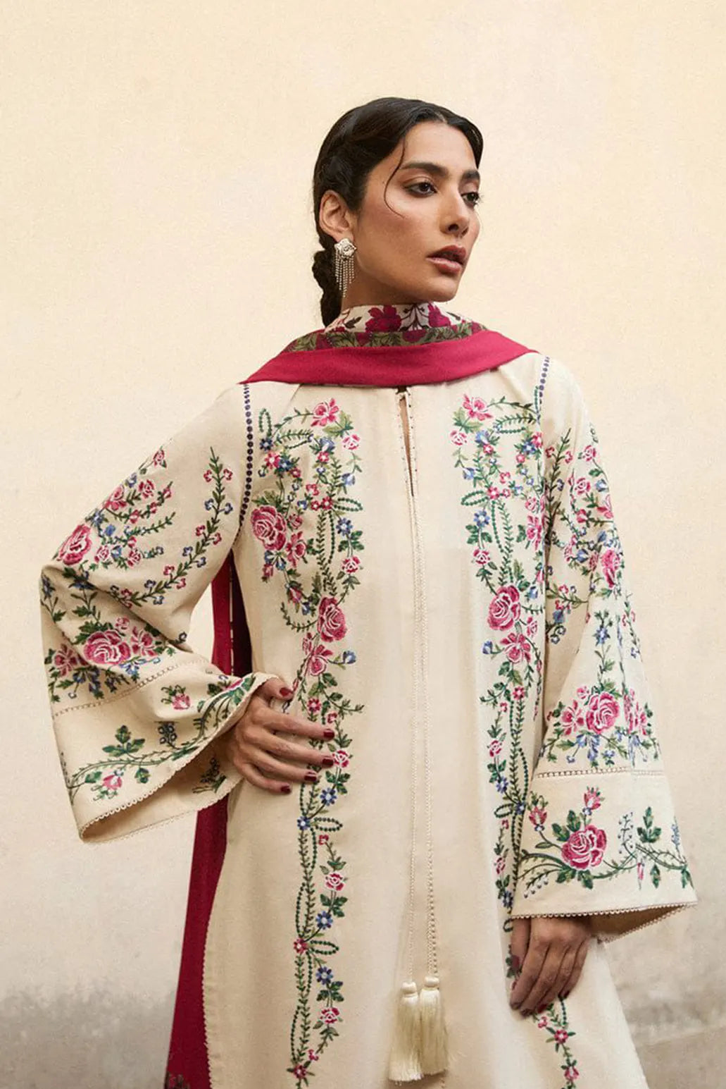 3 PIECE - UNSTITCHED | EMBROIDERED LAWN - HR1186