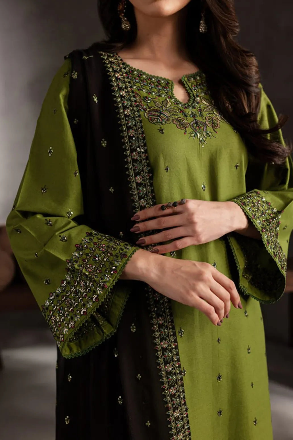 3 PIECE - UNSTITCHED | EMBROIDERED LAWN - GR1179