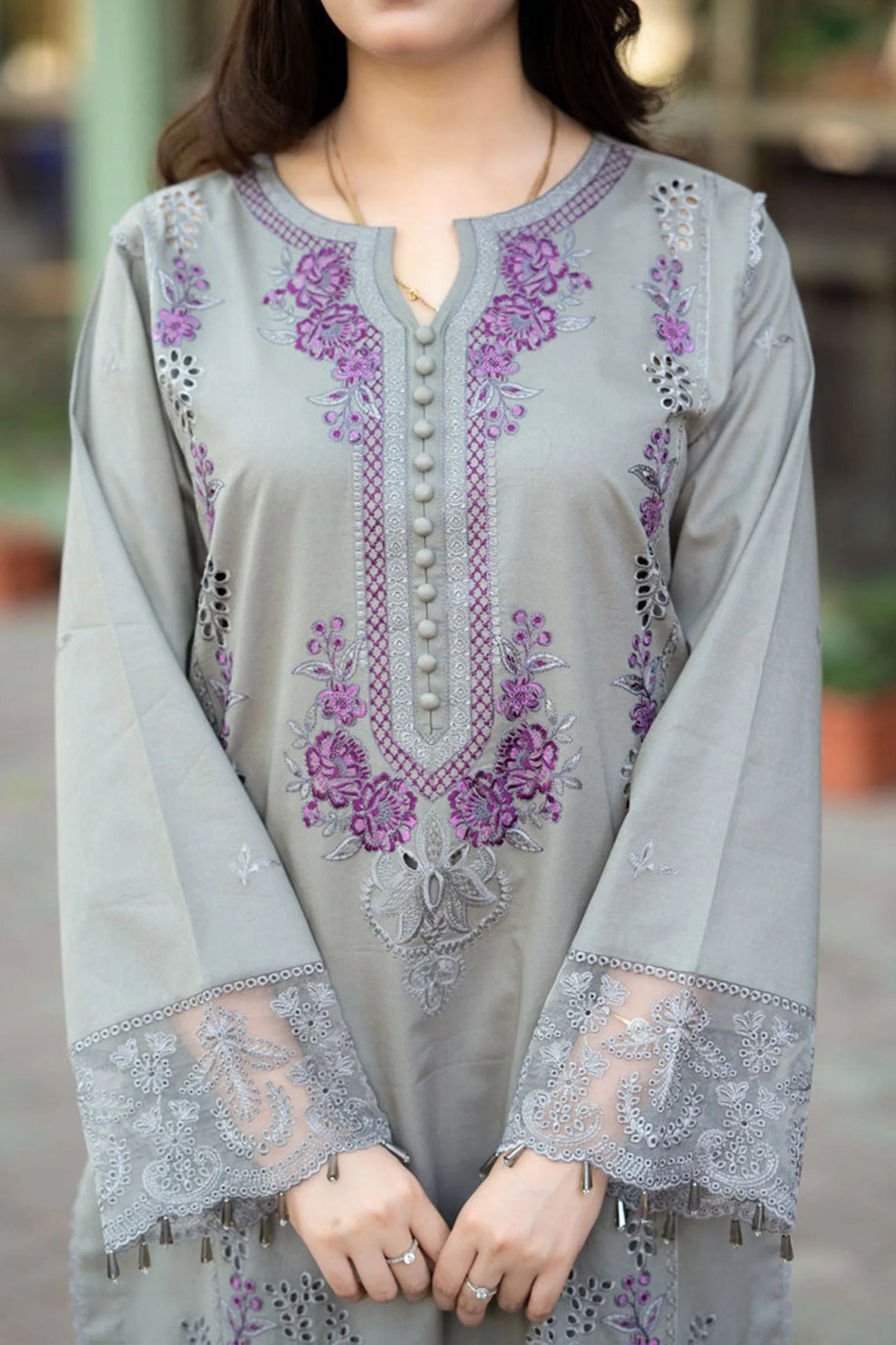 3 PIECE - UNSTITCHED | LUXURY EMBROIDERED LAWN - MQ1160