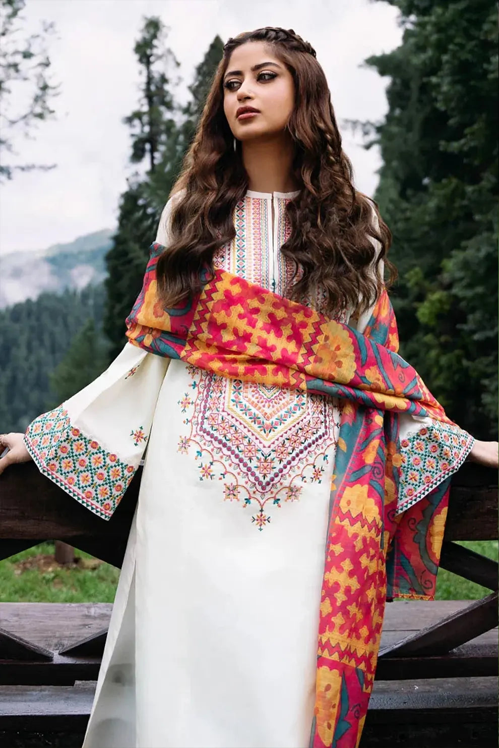 3 PIECE - UNSTITCHED | EMBROIDERED LAWN - SH1114