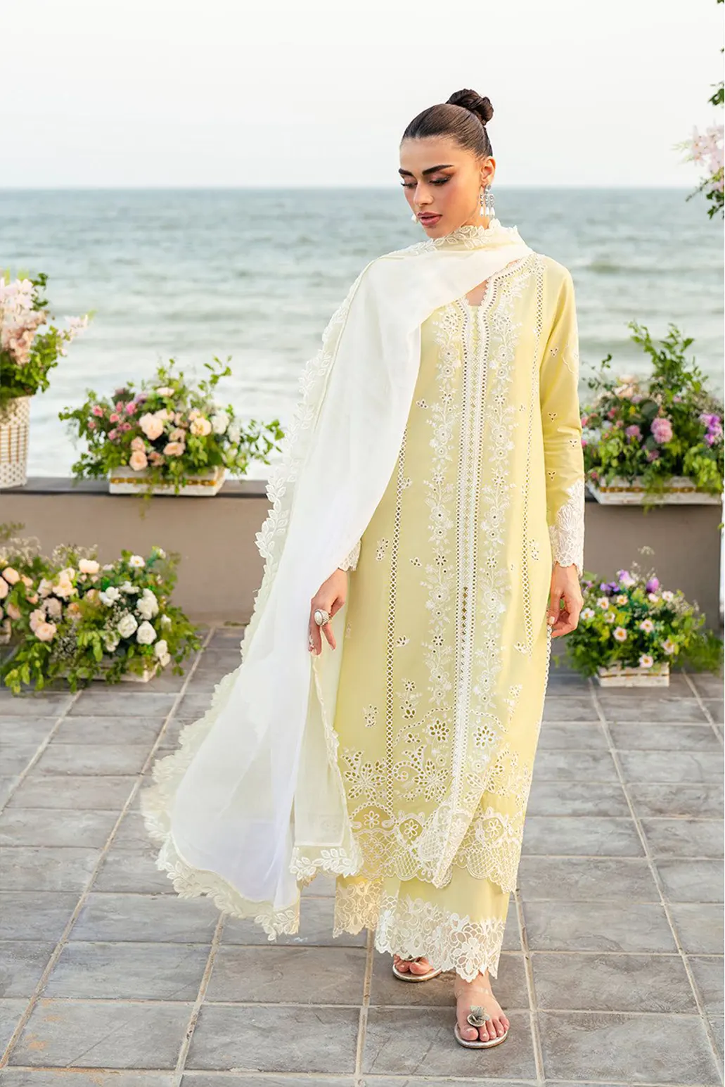 3 PIECE - UNSTITCHED | LUXURY EMBROIDERED LAWN - AZ1174