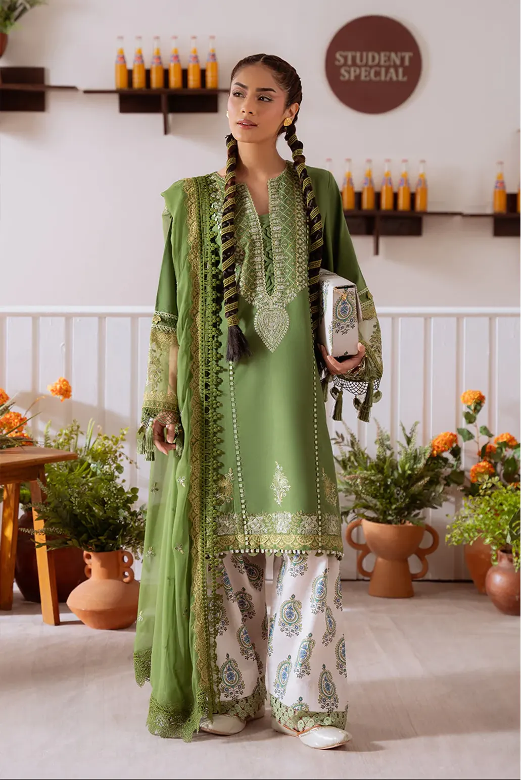 3 PIECE - UNSTITCHED | EMBROIDERED LAWN - SR1147-A