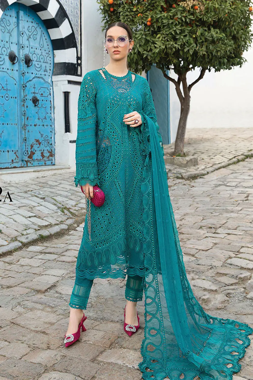 3 PIECE - UNSTITCHED | LUXURY EMBROIDERED LAWN - MB1119