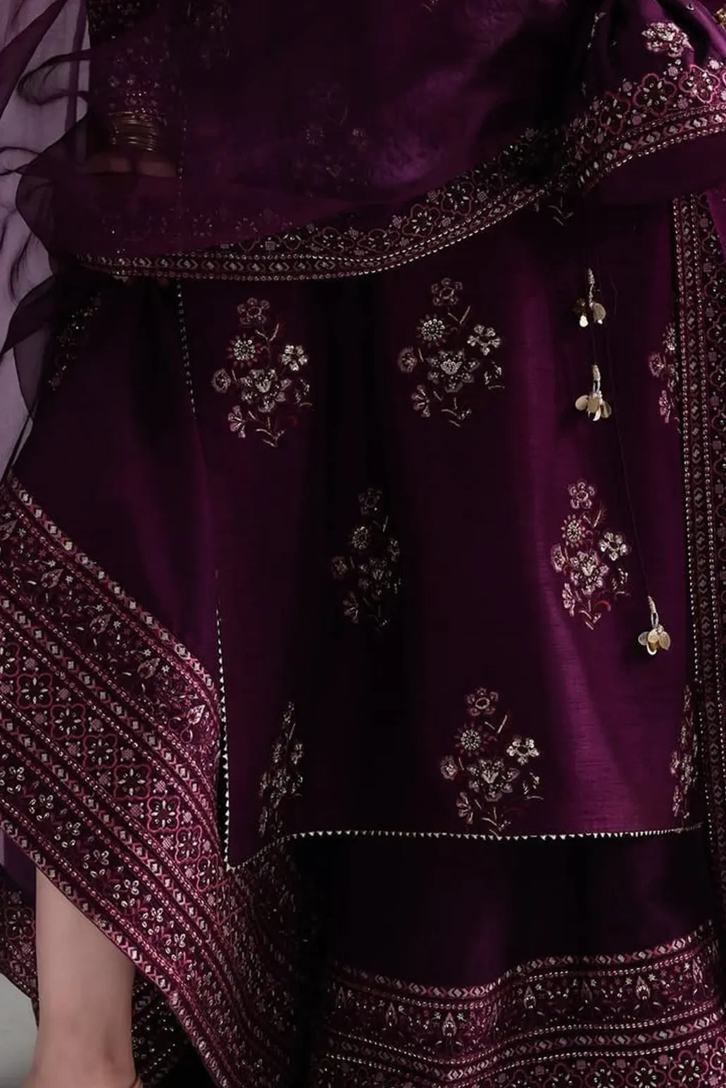 3 PIECE - UNSTITCHED | LUXURY EMBROIDERED LAWN - GR1188
