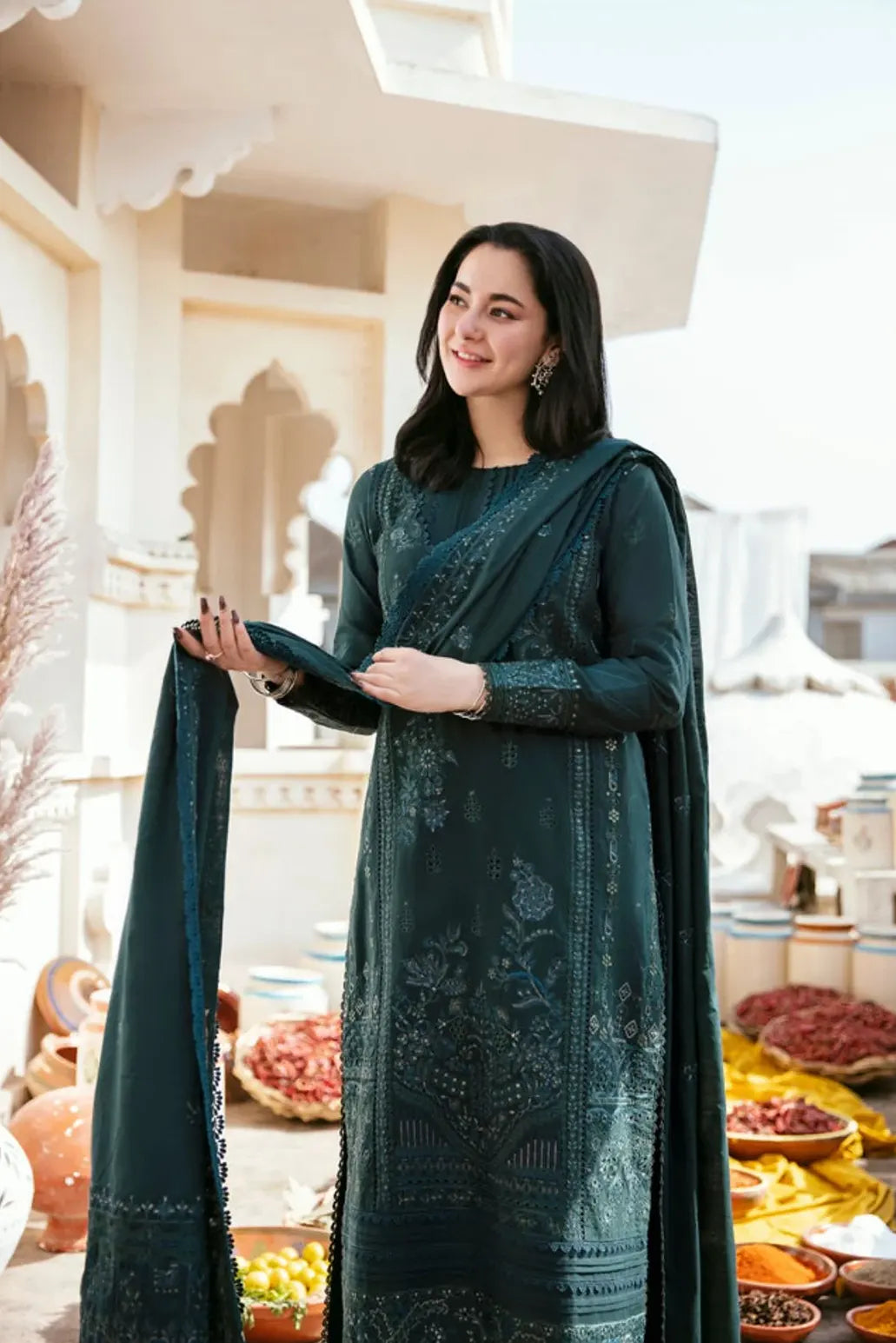 3 PIECE - UNSTITCHED | LUXURY EMBROIDERED LAWN - MB1156