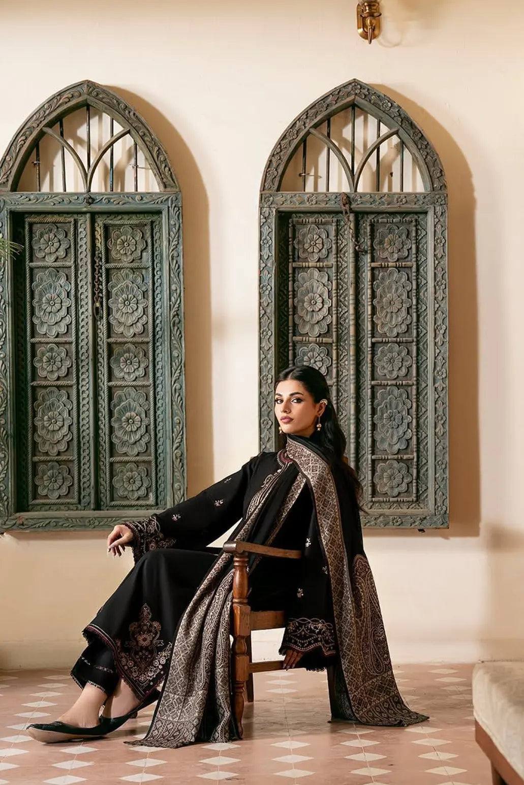 3 PIECE - UNSTITCHED | EMBROIDERED LAWN - GR1241