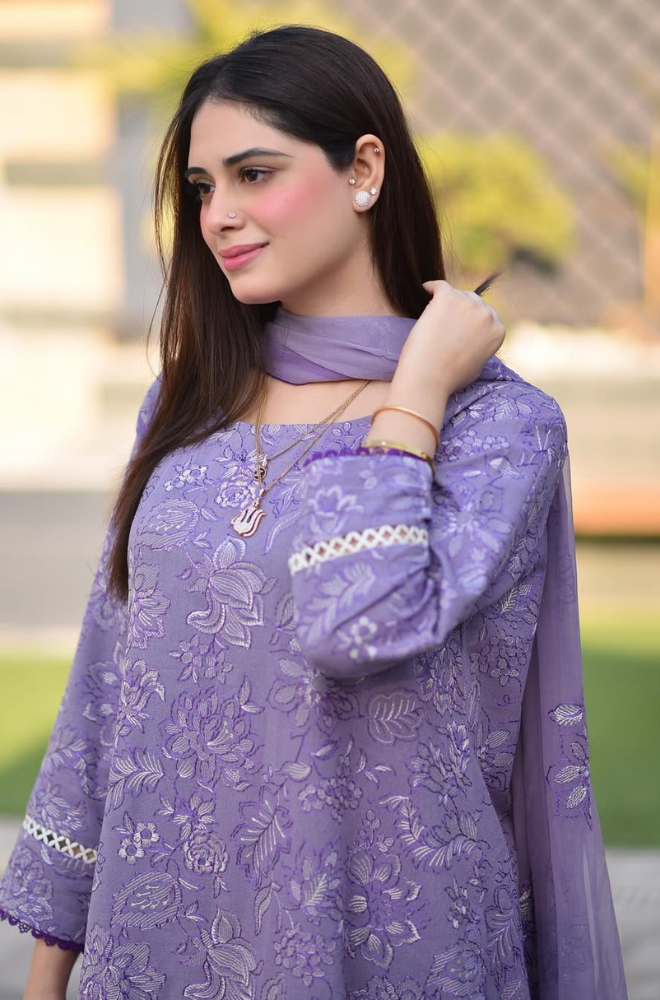 3 PIECE - UNSTITCHED | LUXURY EMBROIDERED LAWN - GR1133