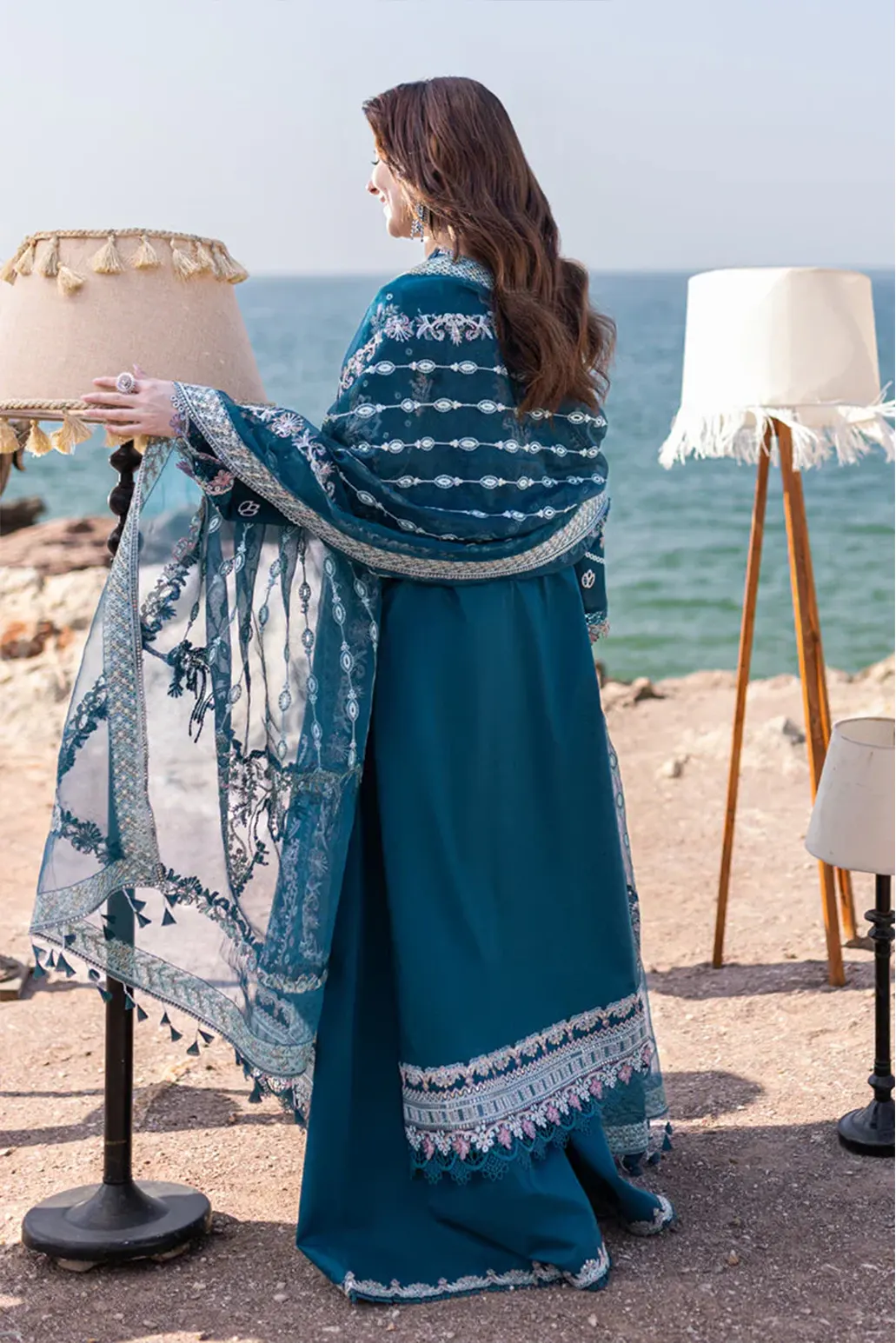 3 PIECE - UNSTITCHED | LUXURY EMBROIDERED LAWN - QL1182