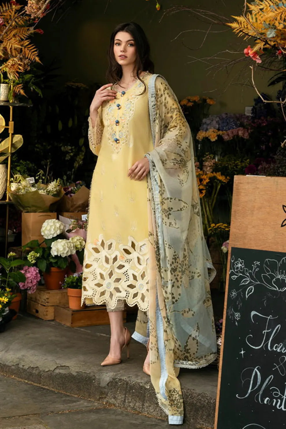 3 PIECE - UNSTITCHED | CHIKAN KARI EMBROIDERED LAWN - MQ1105-B