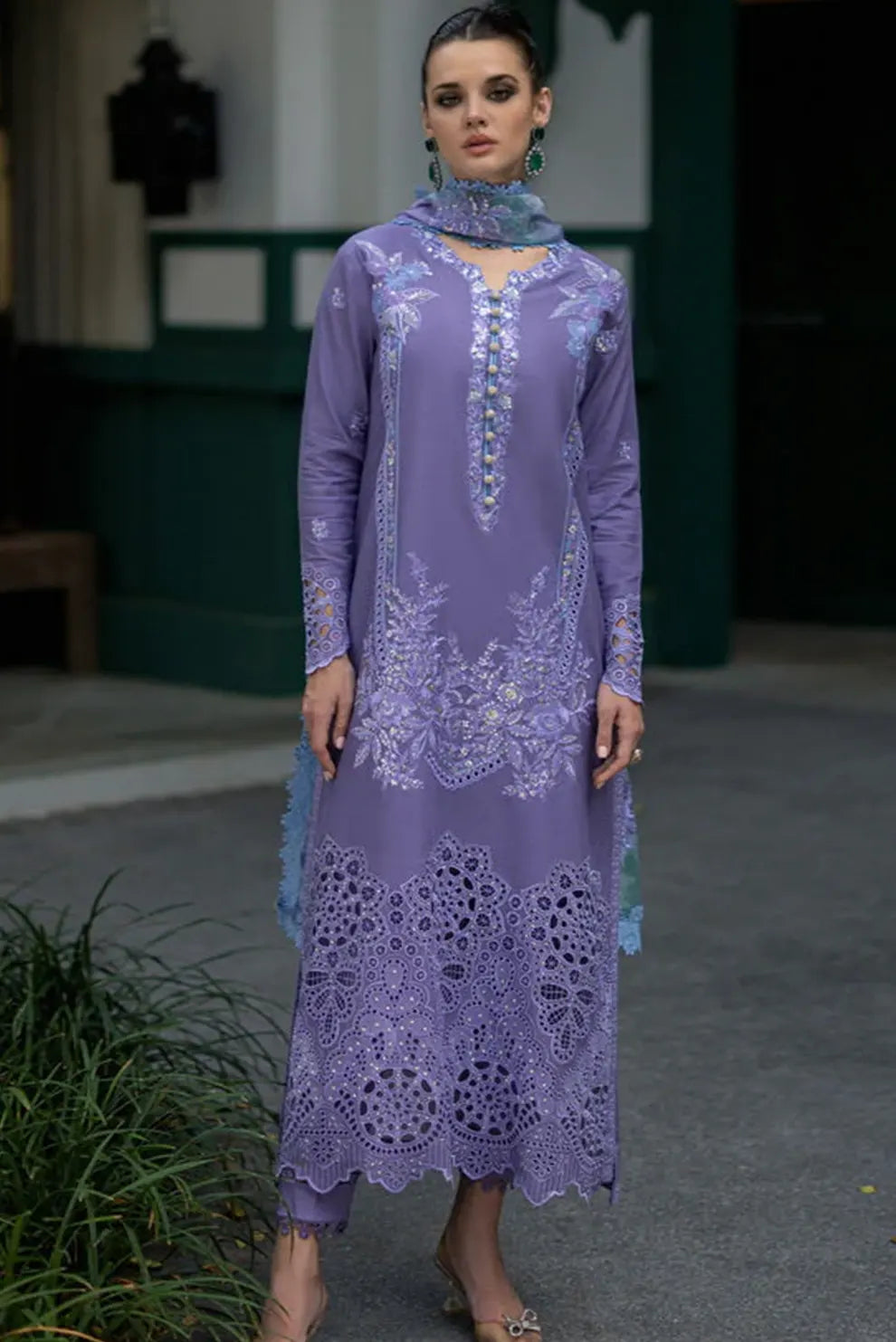 3 Piece - Unstitched Chicken Kari Embroided Lawn fabric OR-86