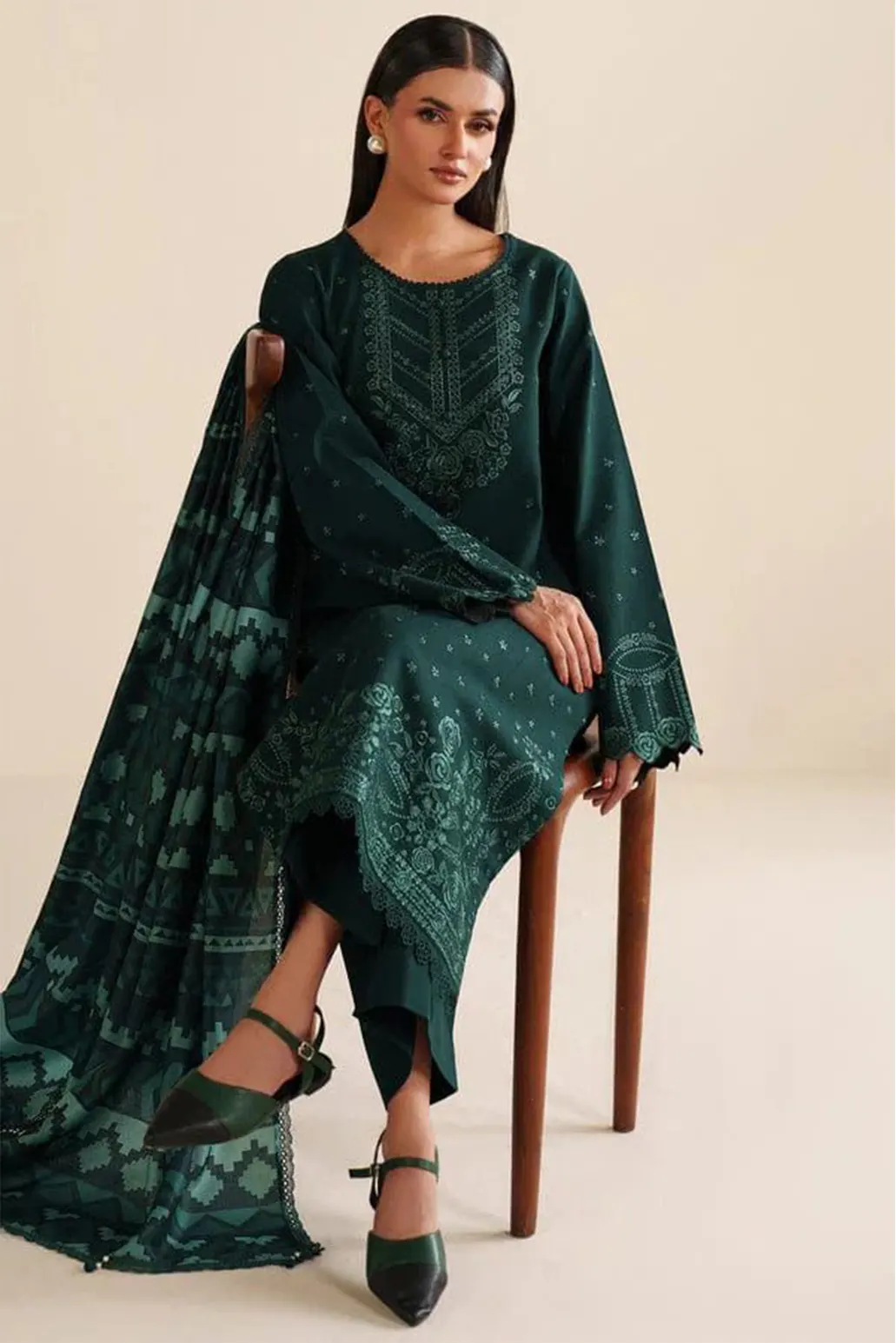 3 PIECE - UNSTITCHED | EMBROIDERED LAWN - GR1244