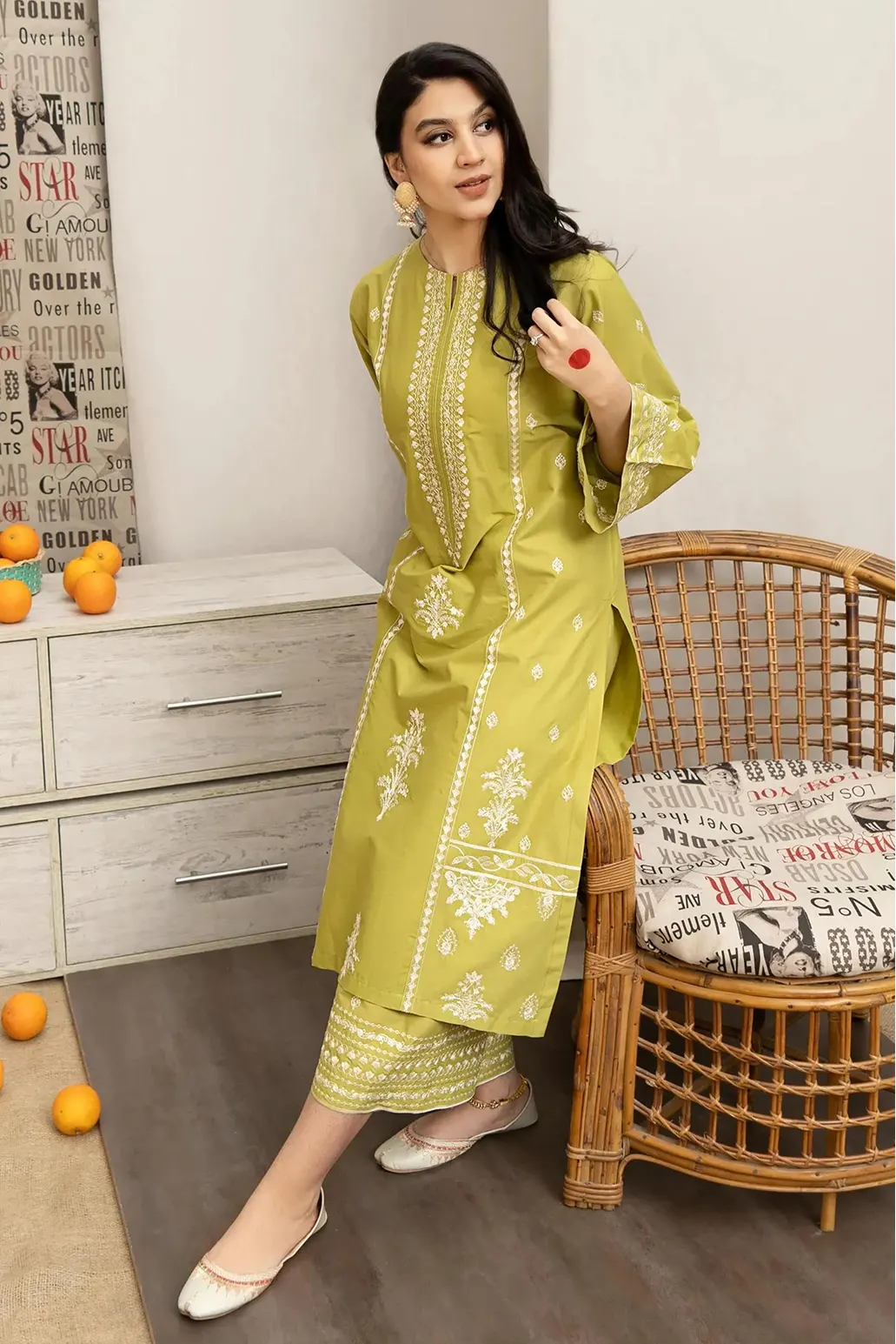 3 PIECE - UNSTITCHED | EMBROIDERED LAWN - GR1240