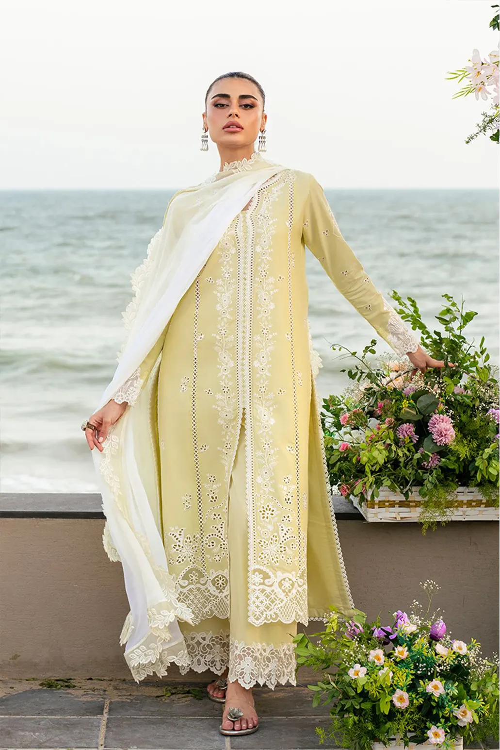 3 PIECE - UNSTITCHED | LUXURY EMBROIDERED LAWN - AZ1174