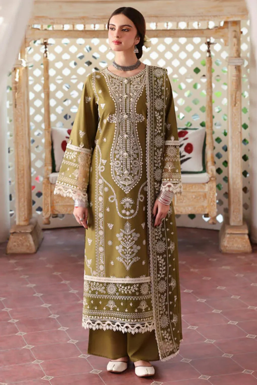 3 PIECE - UNSTITCHED | LUXURY EMBROIDERED LAWN - MN1149