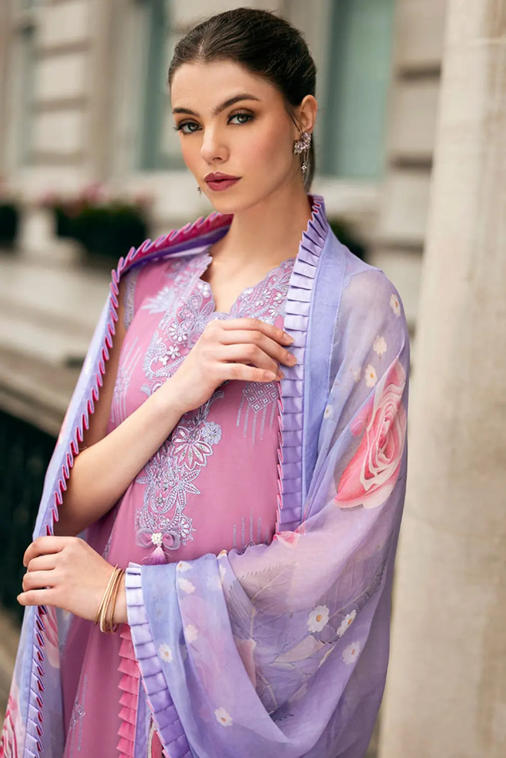 3 PIECE - UNSTITCHED | CHIKAN KARI EMBROIDERED LAWN - MQ1105-A