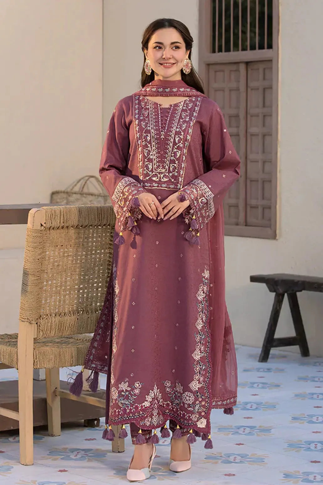 3 PIECE - UNSTITCHED | LUXURY EMBROIDERED LAWN - JD1169