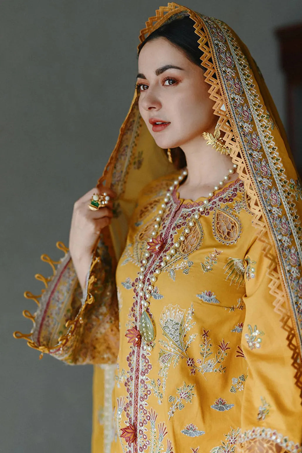 3 PIECE - UNSTITCHED | LUXURY EMBROIDERED LAWN - QL1143