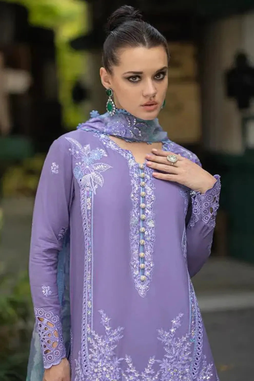 3 Piece - Unstitched Chicken Kari Embroided Lawn fabric OR-86