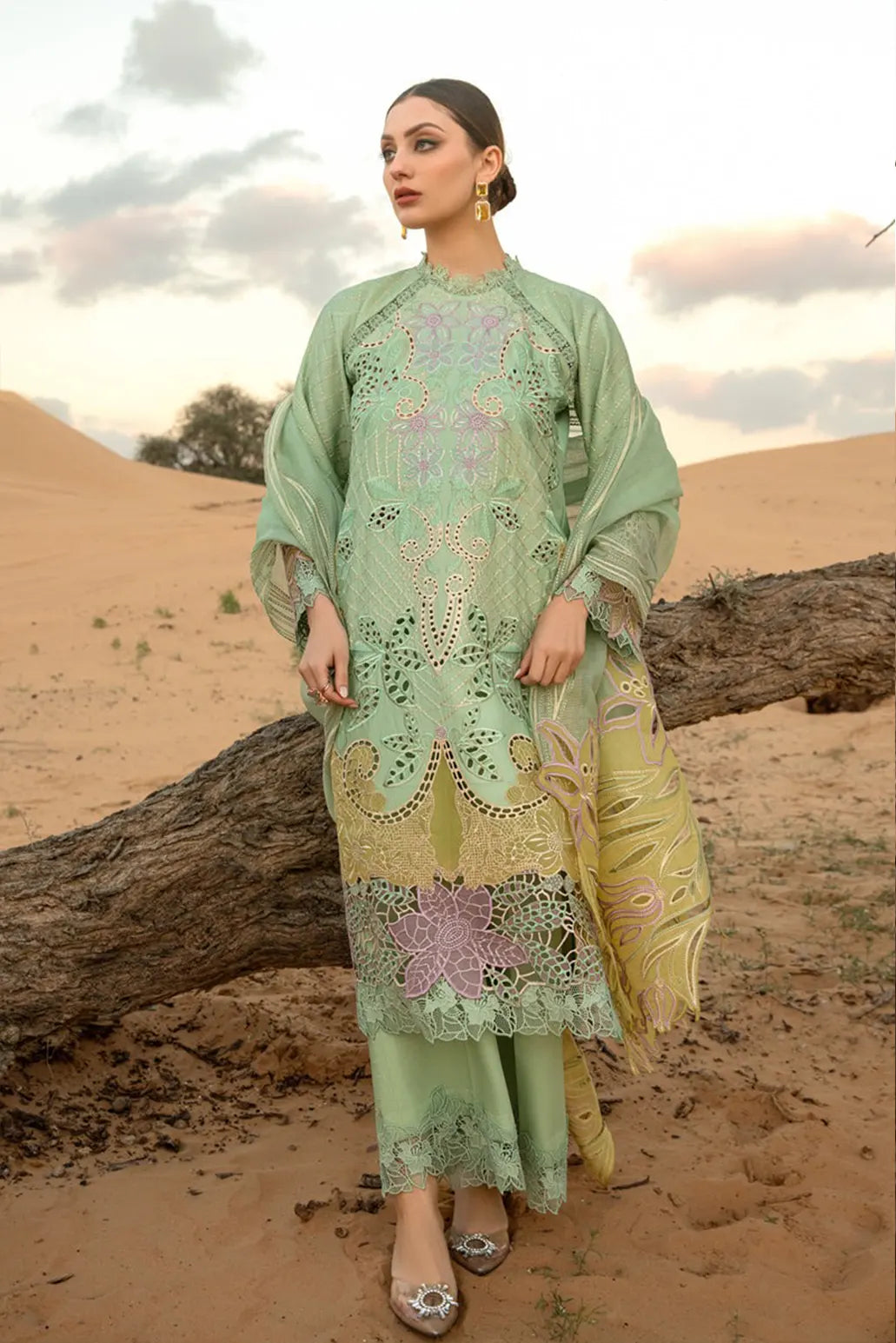 3 PIECE - UNSTITCHED | CHIKAN KARI EMBROIDERED LAWN - RR1152