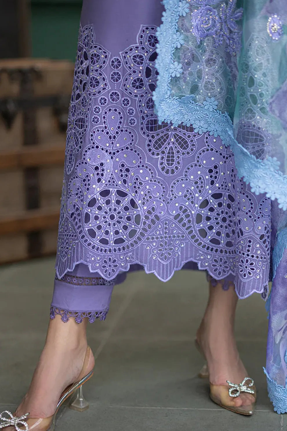 3 Piece - Unstitched Chicken Kari Embroided Lawn fabric OR-86