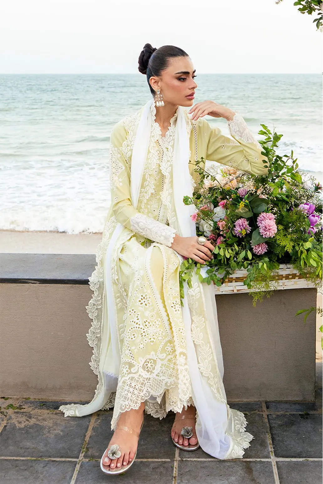 3 PIECE - UNSTITCHED | LUXURY EMBROIDERED LAWN - AZ1174