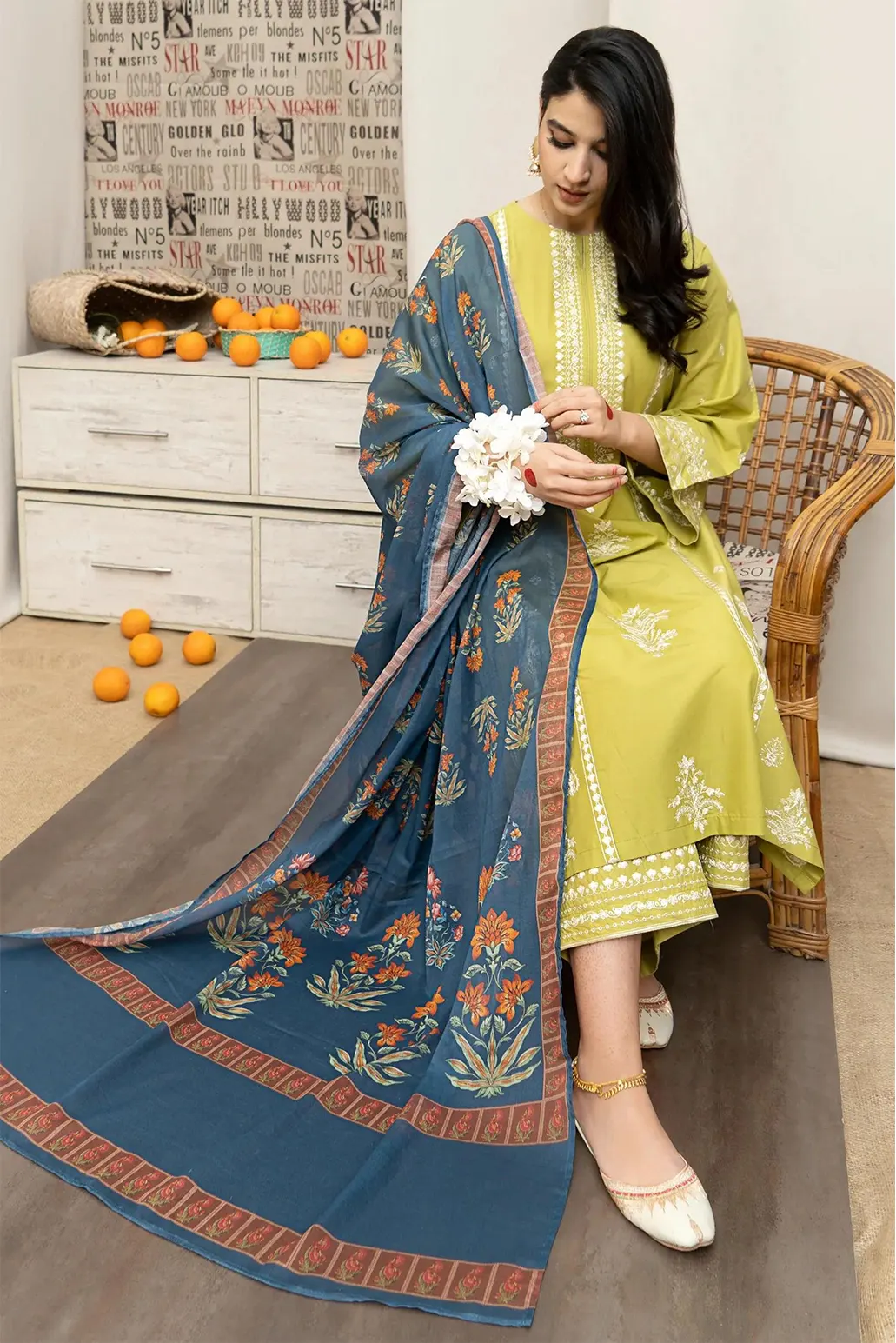 3 PIECE - UNSTITCHED | EMBROIDERED LAWN - GR1240