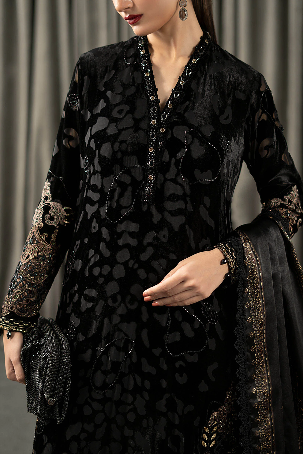 3 PIECE - UNSTITCHED | PRINTED LAWN - MB1233
