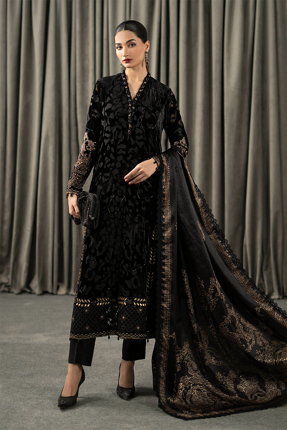 3 PIECE - UNSTITCHED | PRINTED LAWN - MB1233