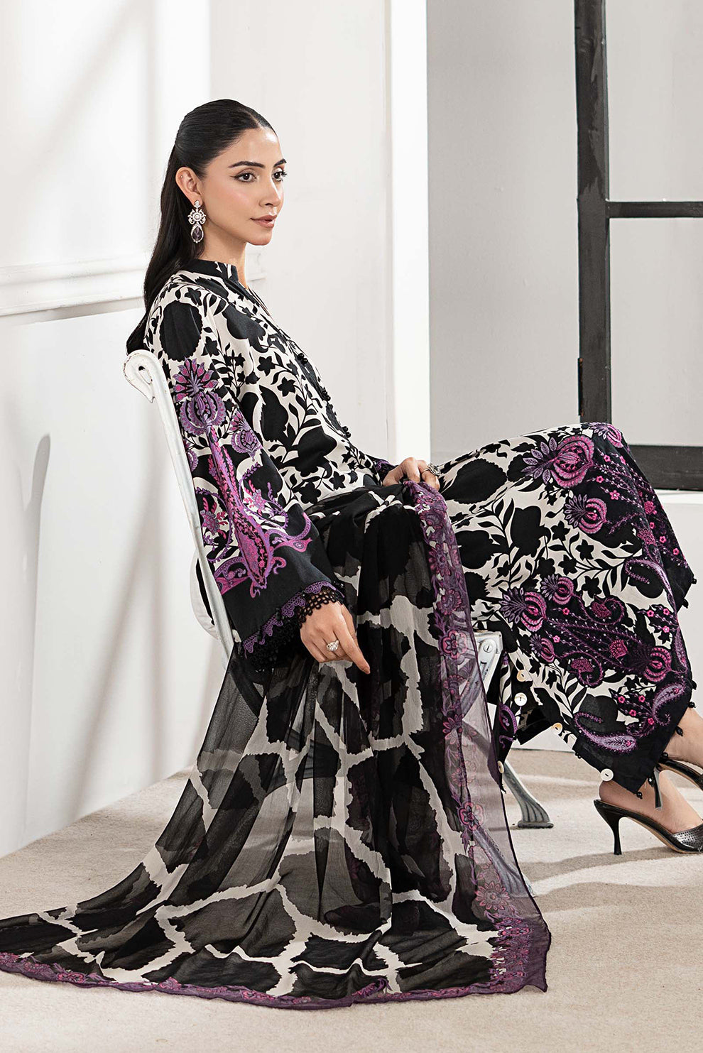 3 PIECE - UNSTITCHED | PRINTED LAWN - MB1214