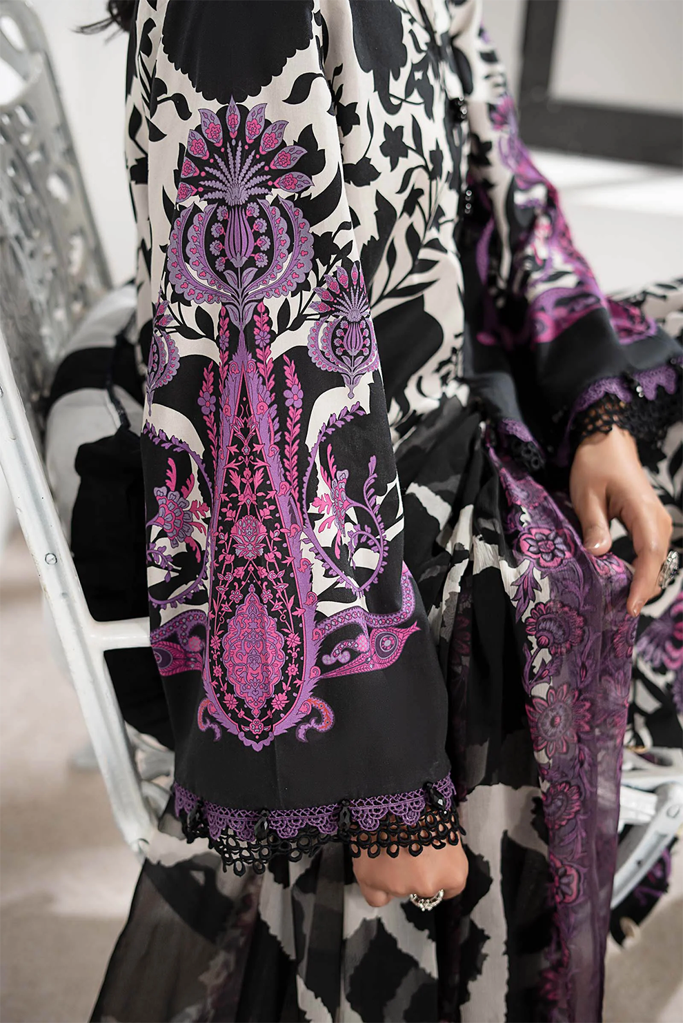 3 PIECE - UNSTITCHED | PRINTED LAWN - MB1214