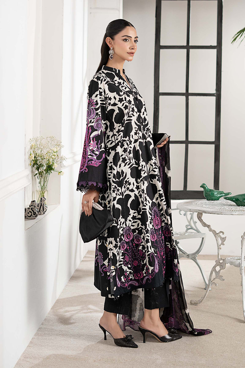 3 PIECE - UNSTITCHED | PRINTED LAWN - MB1214