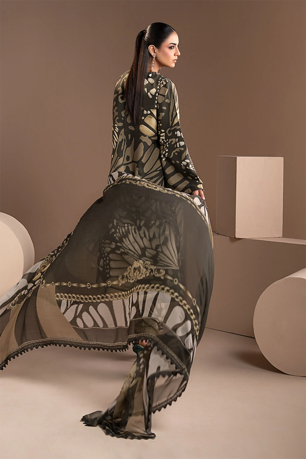 3 PIECE - UNSTITCHED | PRINTED LAWN - MB1215