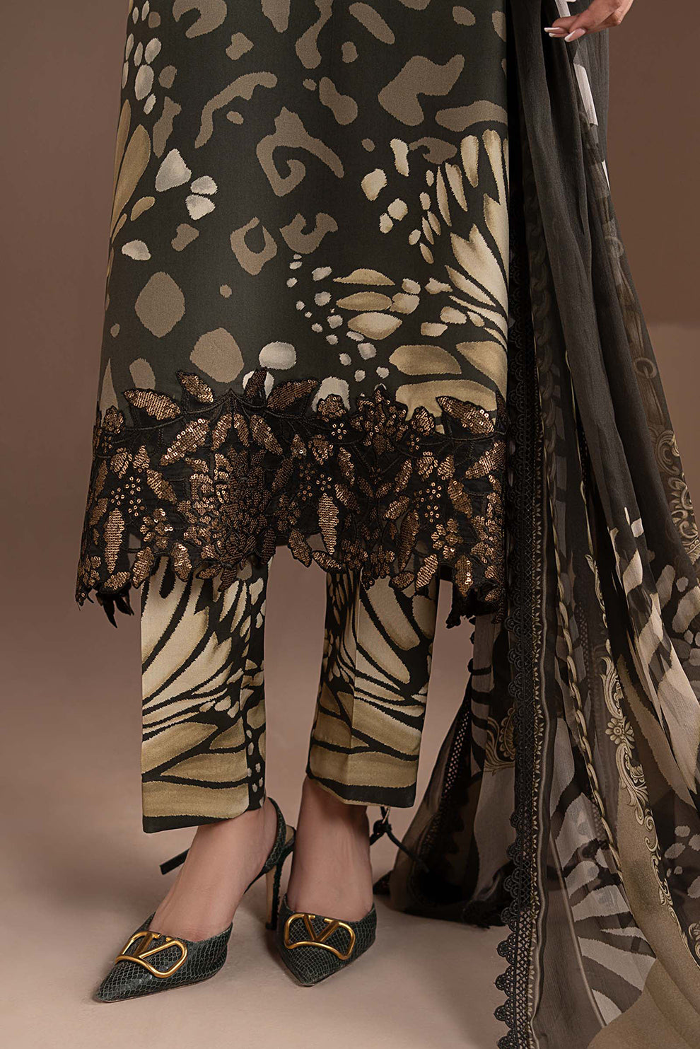 3 PIECE - UNSTITCHED | PRINTED LAWN - MB1215