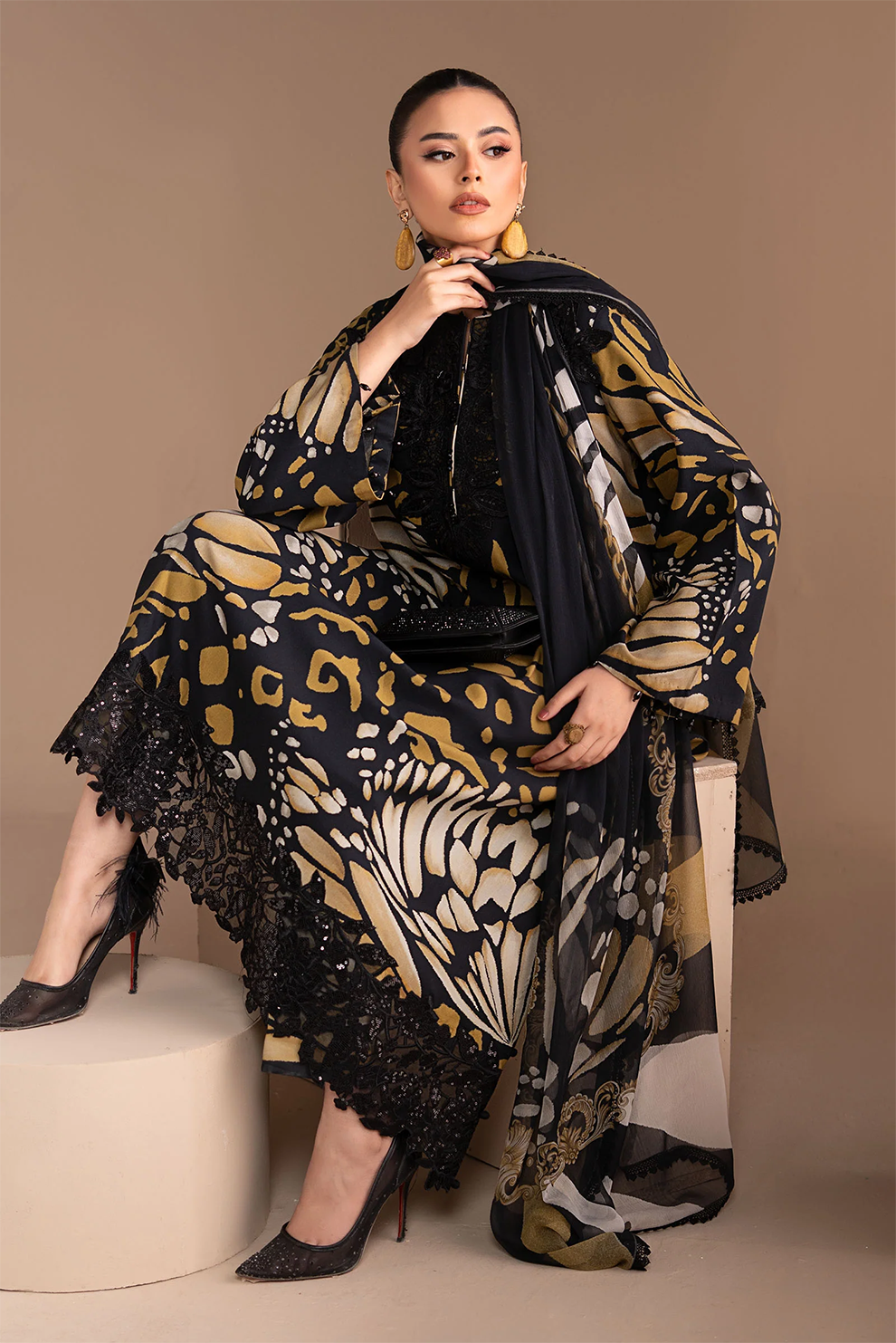 3 PIECE - UNSTITCHED | PRINTED LAWN - MB1216
