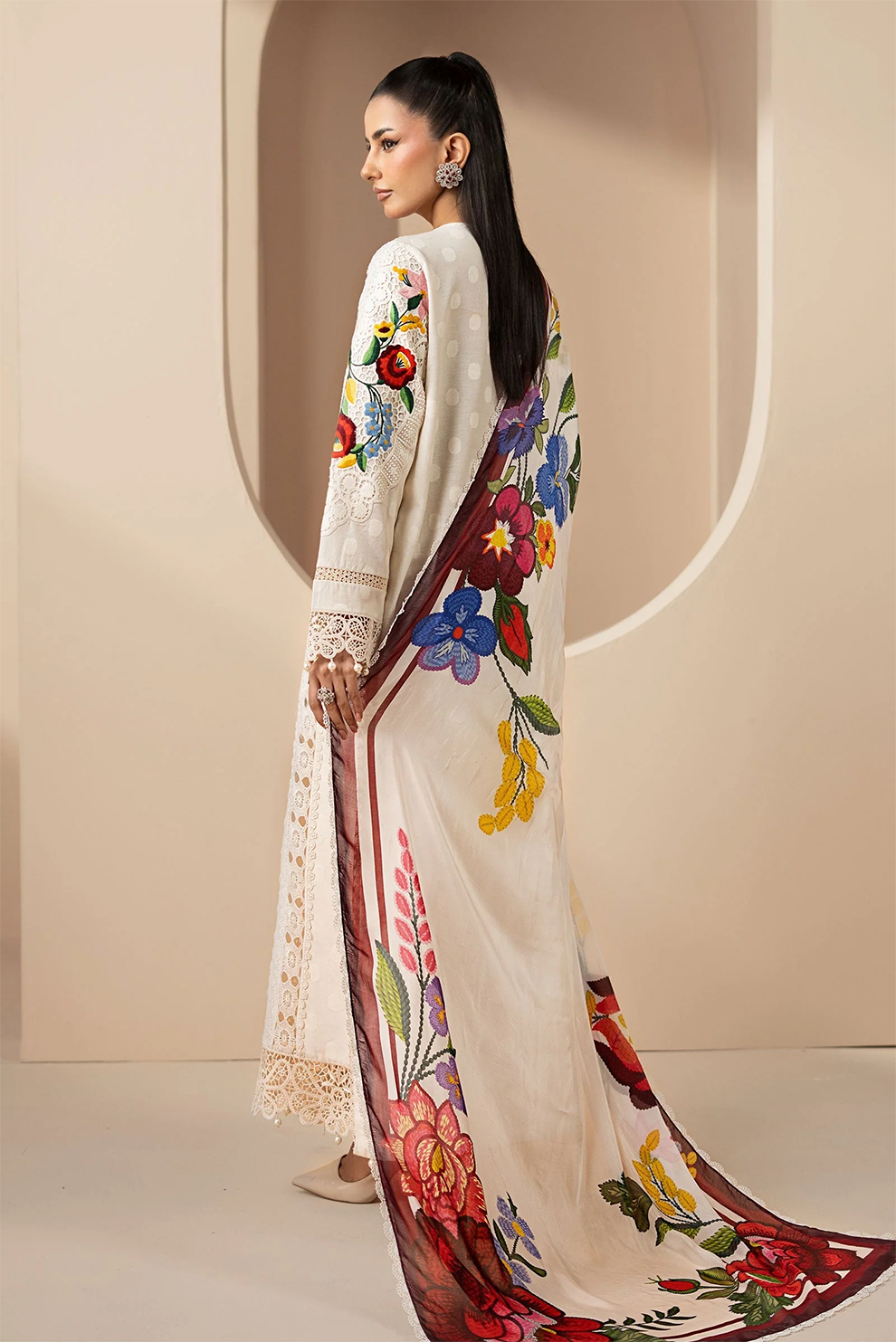 3 PIECE - UNSTITCHED | EMBROIDERED LAWN - MB1209