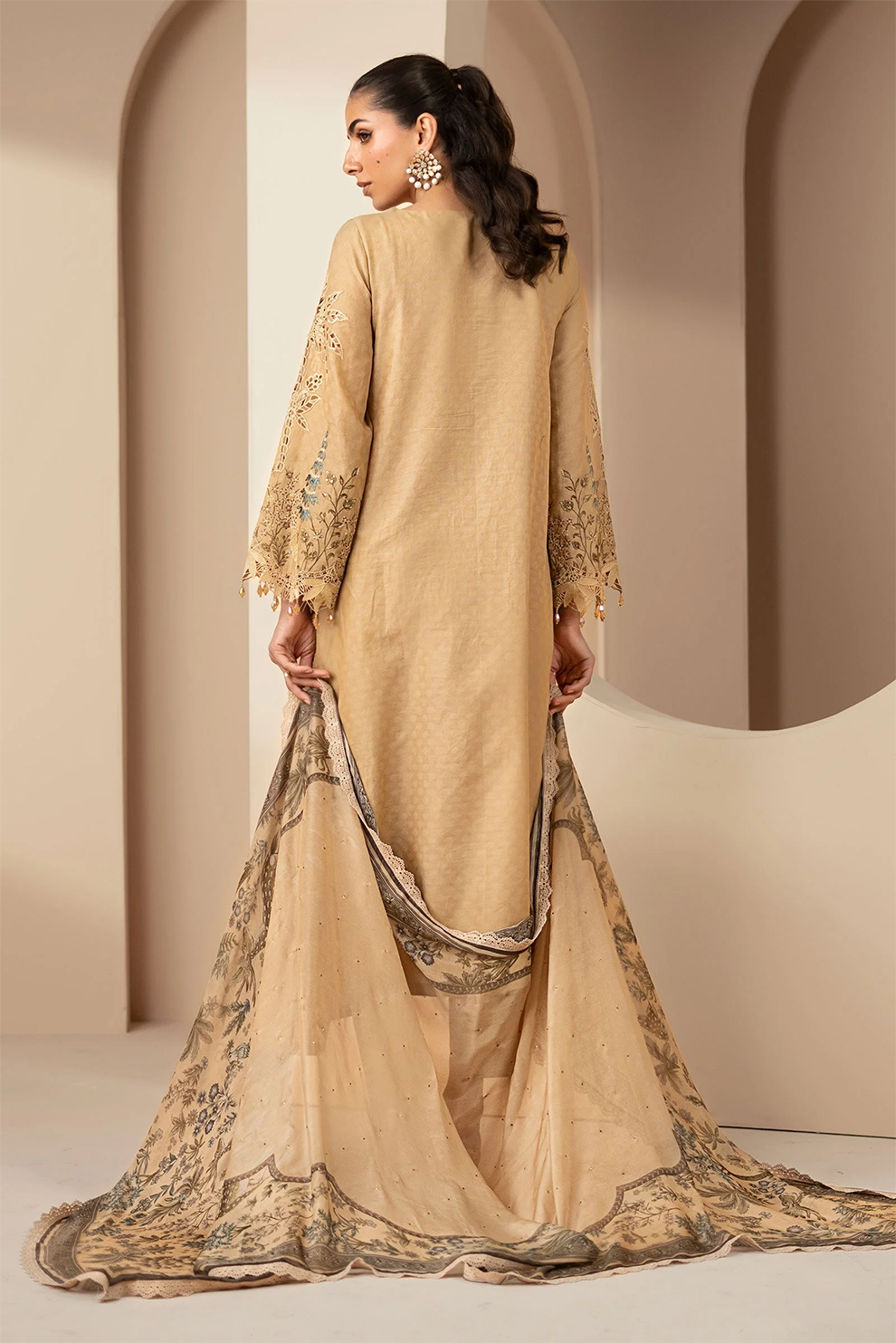 3 PIECE - UNSTITCHED | EMBROIDERED LAWN - MB1204