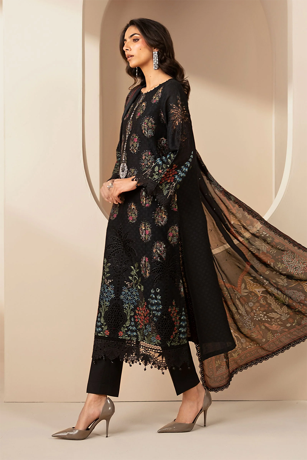 3 PIECE - UNSTITCHED | EMBROIDERED LAWN - MB1205